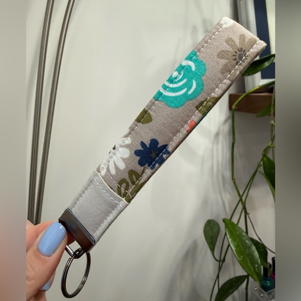 Handmade Floral Keychain Wristlet